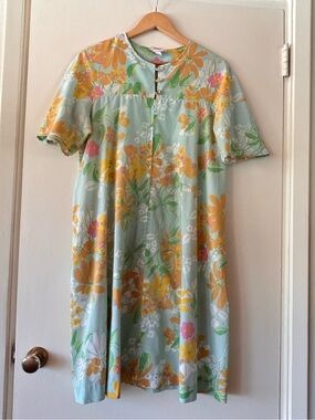 Floral Button-Front A-Line Housecoat Dress with Yellow & Pink Blooms Vintage